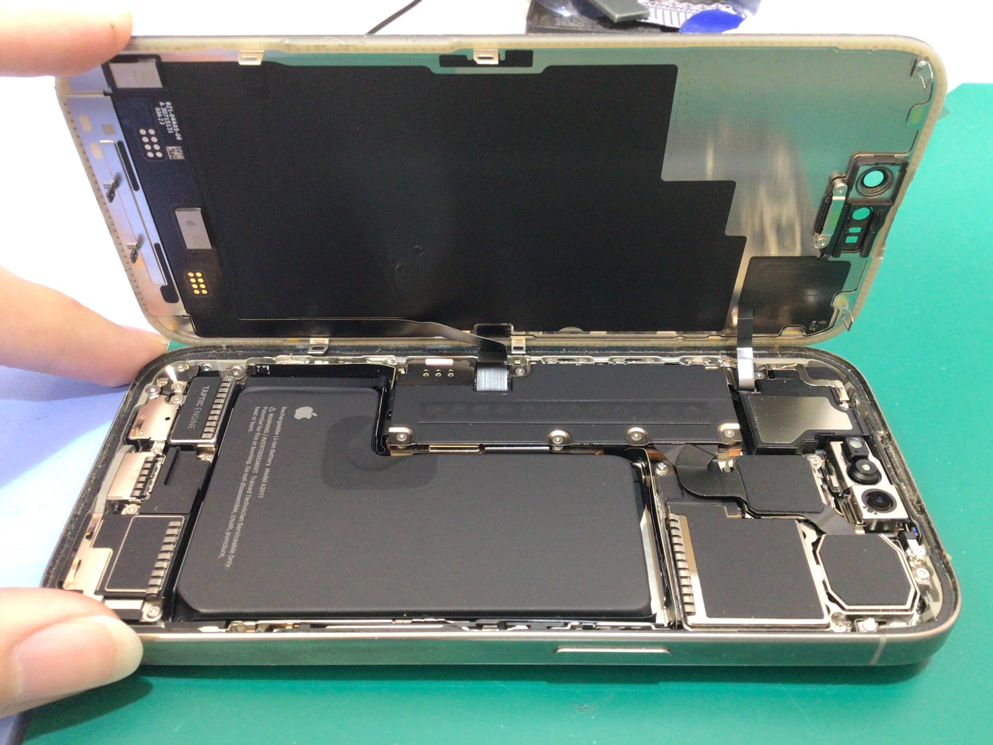 iPhone7のバッテリー交換は、データそのまま・即日修理のスマホ修理工房　八王子店へ！